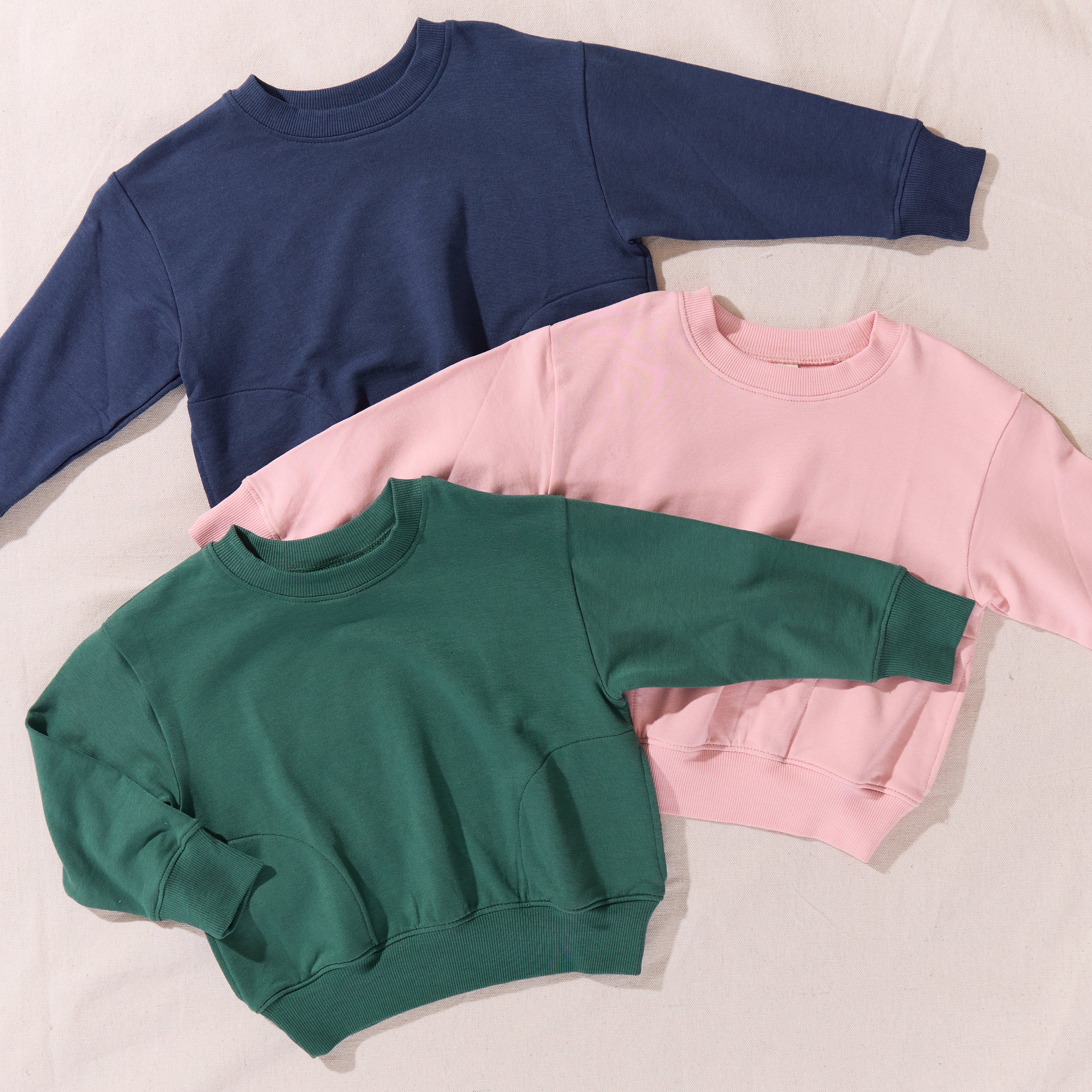 Play Sweatshirt - Pine - Image 2