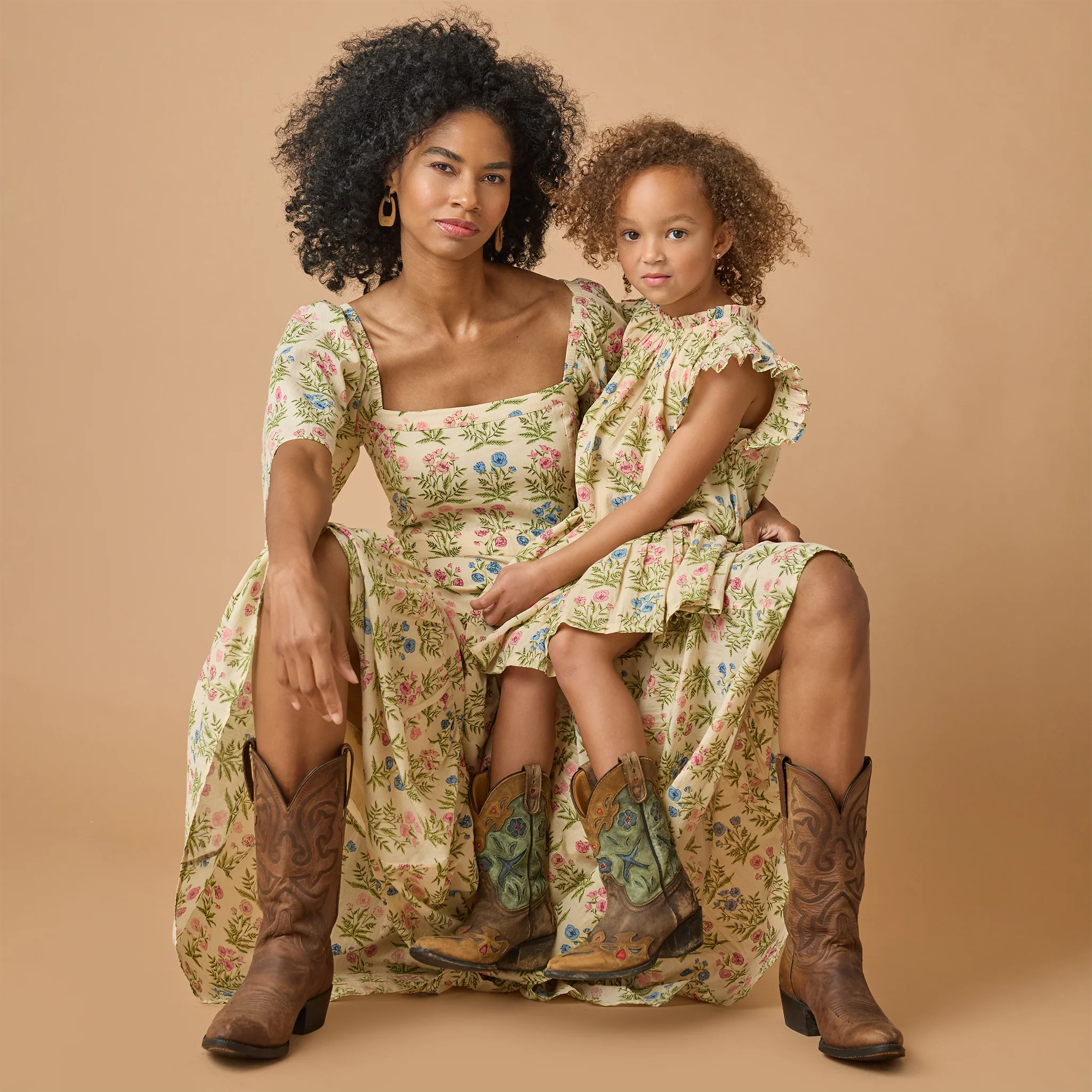 Womens Marilyn Bell Sleeve Dress - Leafy Floral - Image 2